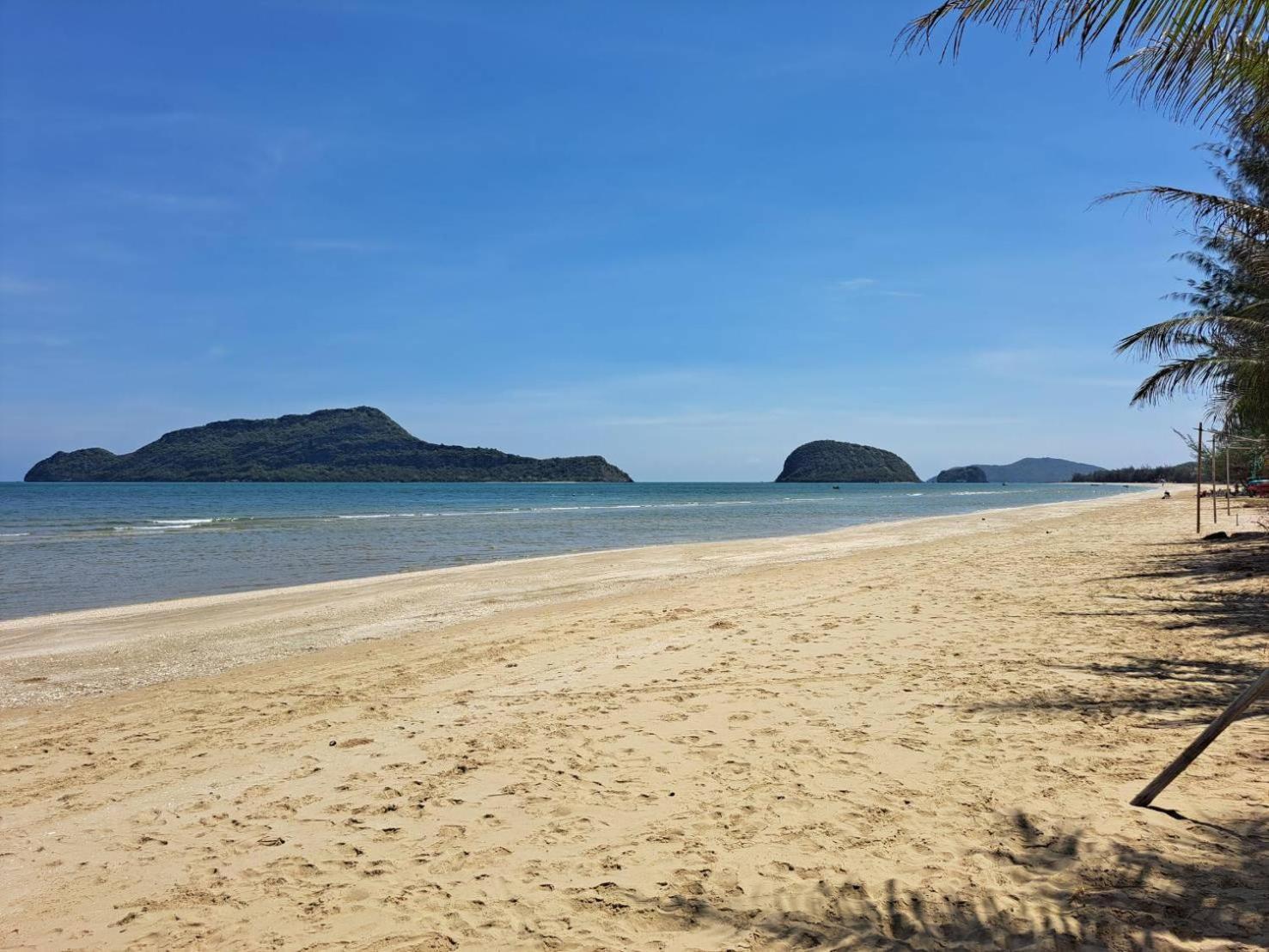 Baan Golden Resort & Residences Sam Roi Yot Exterior foto